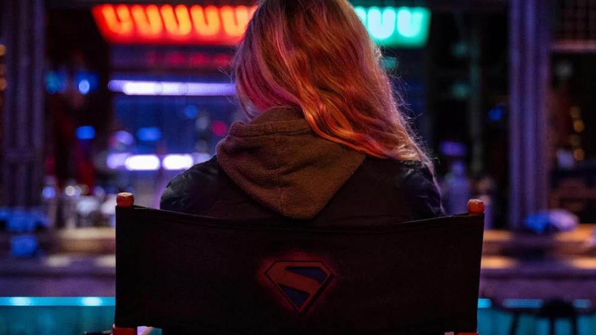 Supergirl: A Mulher do Amanhã ganha primeiras imagens com Milly Alcock no uniforme da heroína