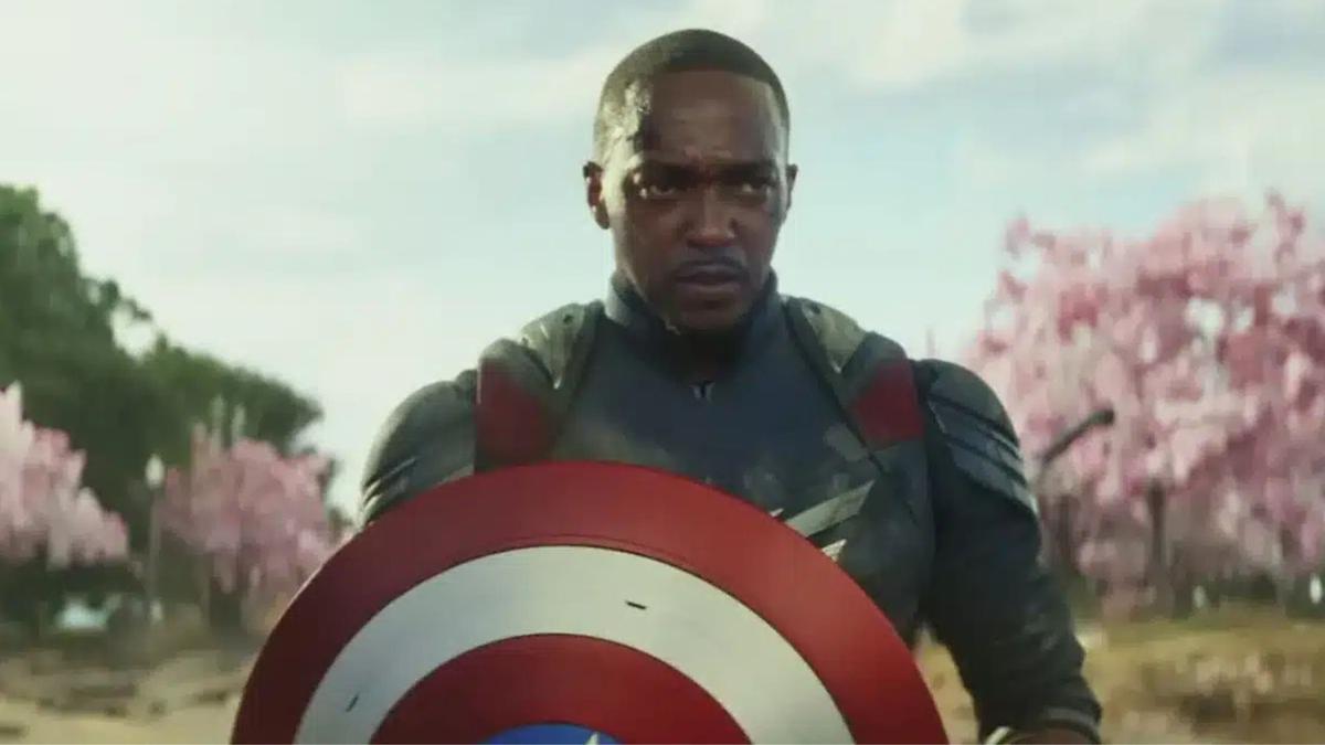 Anthony Mackie revela início das filmagens de Vingadores: Doomsday e promete “retorno da sensação clássica da Marvel”