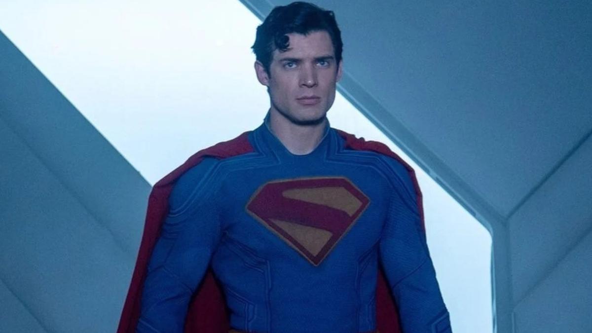 DC Studios divulga novo trailer de Superman