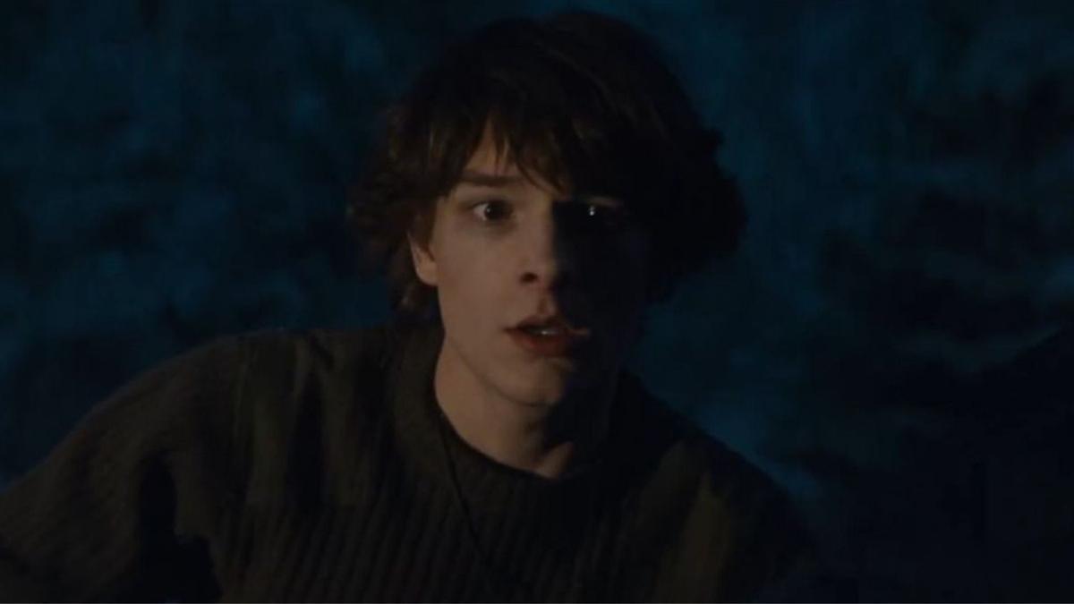 O Telefone Preto 2 ganha trailer intenso e revela novos horrores ligados ao Sequestrador