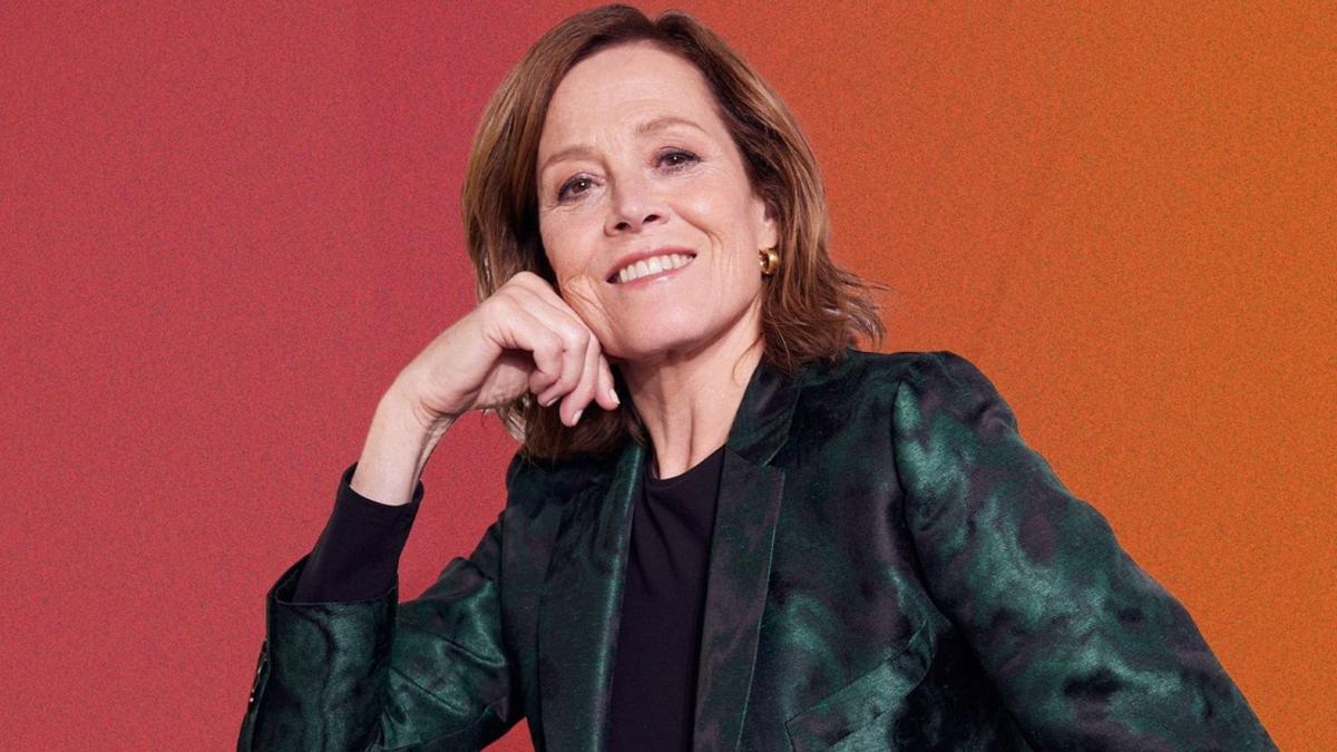 Série de Tomb Raider ganha reforço de peso: Sigourney Weaver se junta ao elenco da produção da Amazon