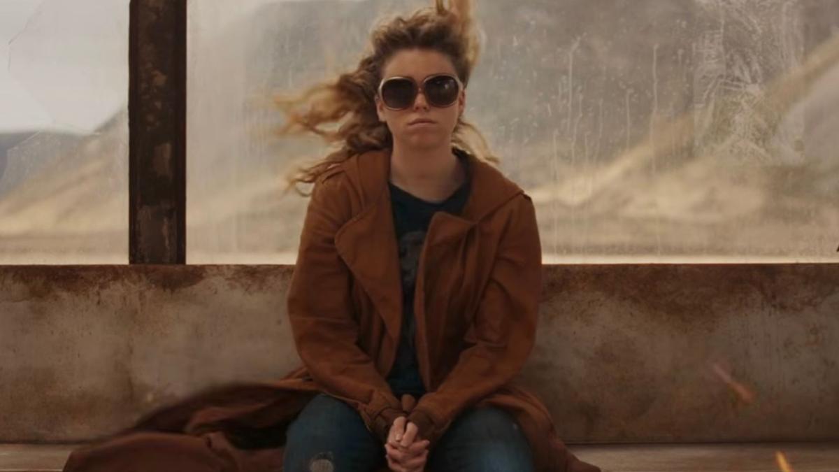 James Gunn promete uma Supergirl “punk” e imperfeita em nova fase da DC; filme estreia em 2026