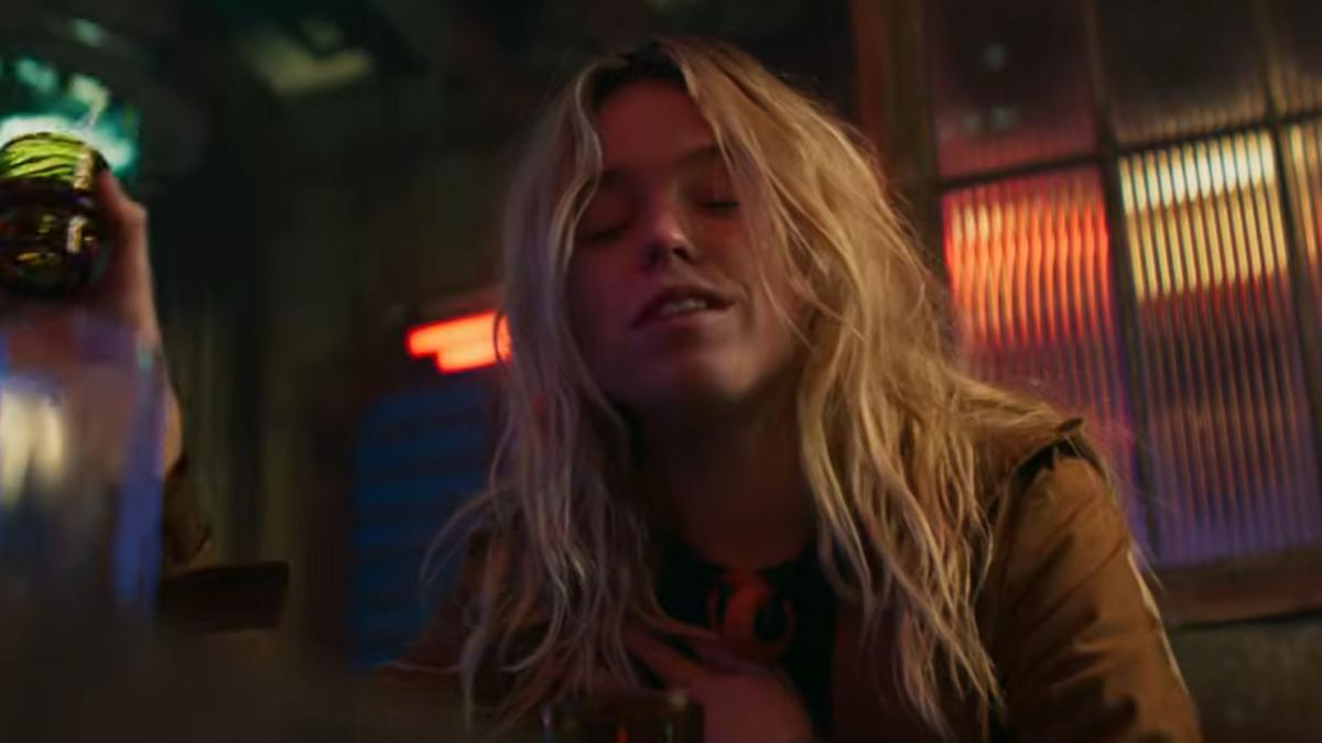 James Gunn explica mudanças em Supergirl e diz que filme não será adaptação fiel de HQ de Tom King