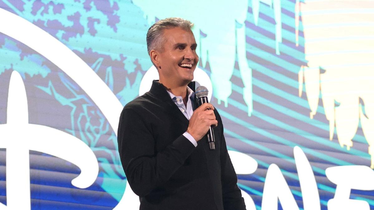 Josh D’Amaro é nomeado novo CEO da Disney e encerra era Bob Iger