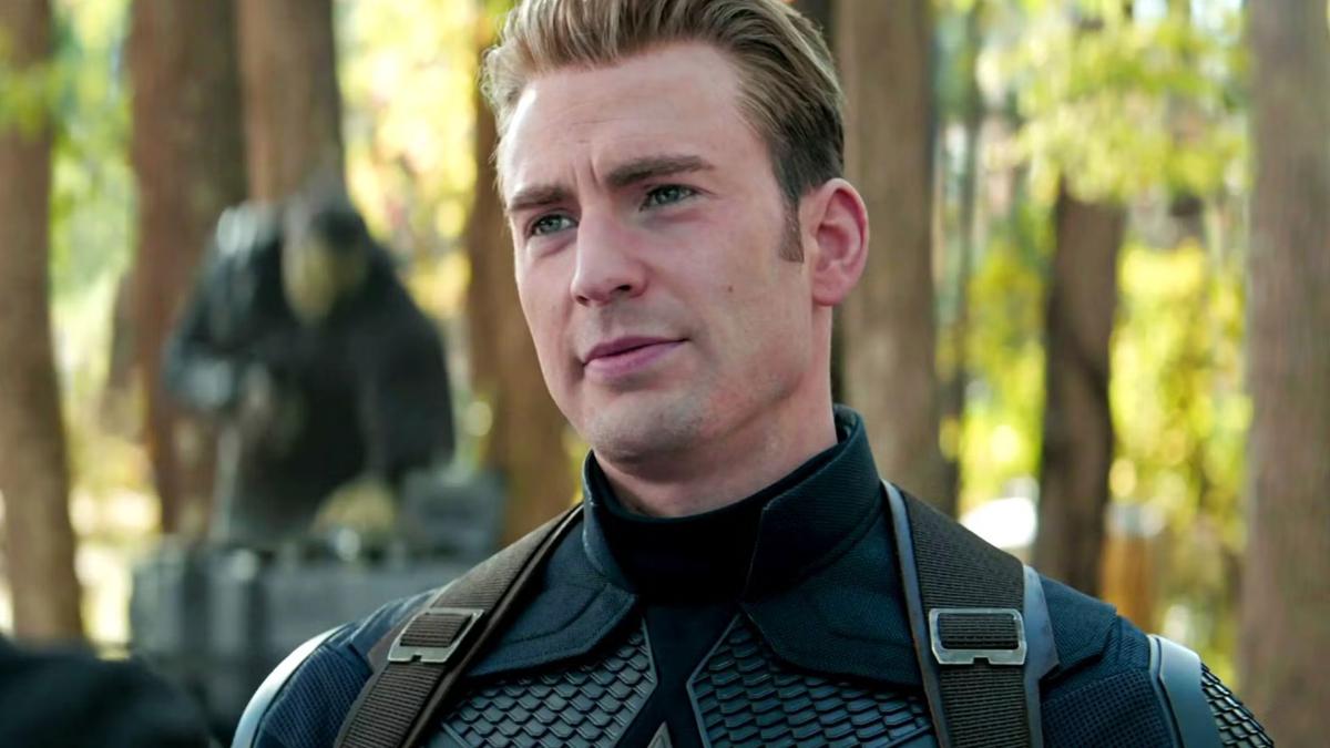 Chris Evans terá papel central em Vingadores: Doutor Destino, confirmam Irmãos Russo